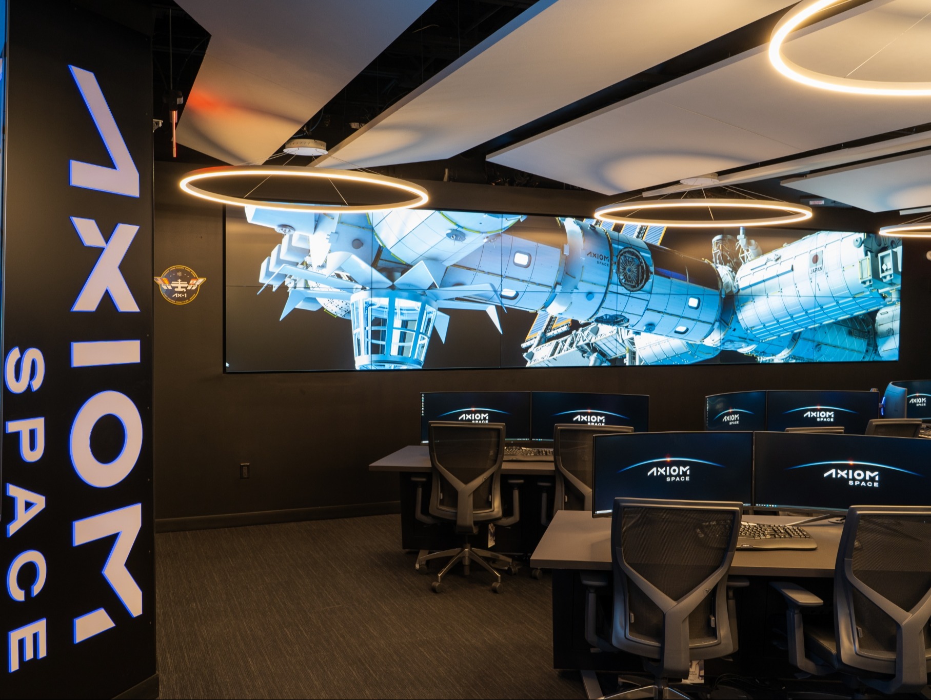 MIO_Axiom_MCC_20220307_MJ_DSC4156_Background